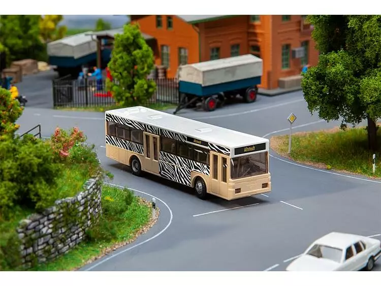 Faller Start-Set Car System Bus Mercedes Benz O405 H0 5 Faller Start-Set Car System Bus Mercedes Benz O405 H0 – Bild 3