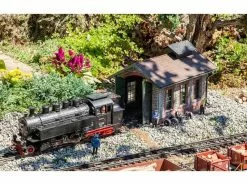 Pola G Nebenbahnlokschuppen Spur G